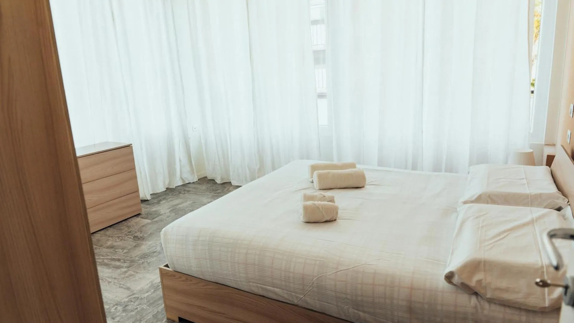 Roberta House Apartment Rozzano 0*,  Italy
