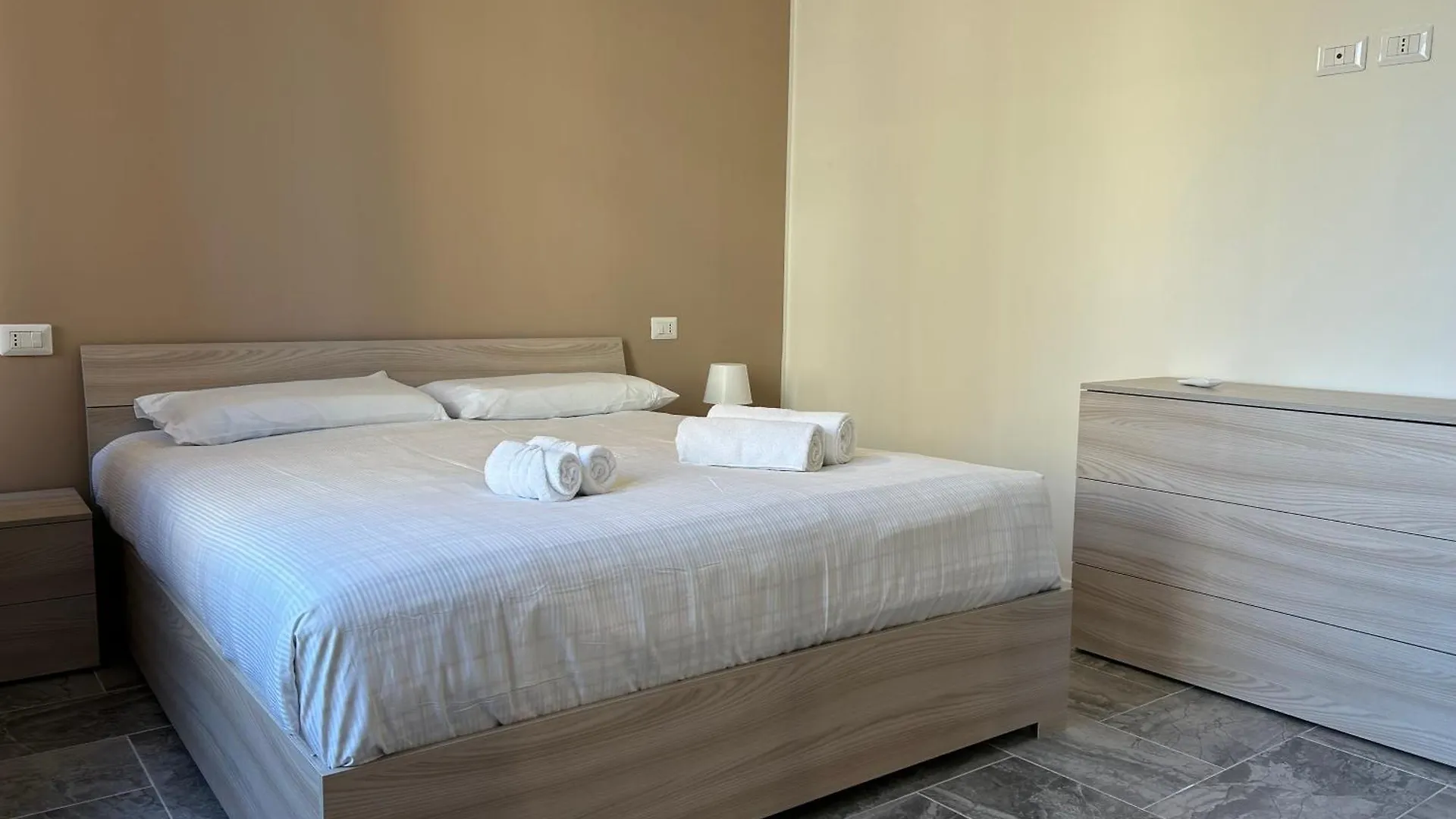 Roberta House Διαμέρισμα Rozzano